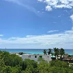 Oceana Luxury Apartment Walk To Beach And Day Club